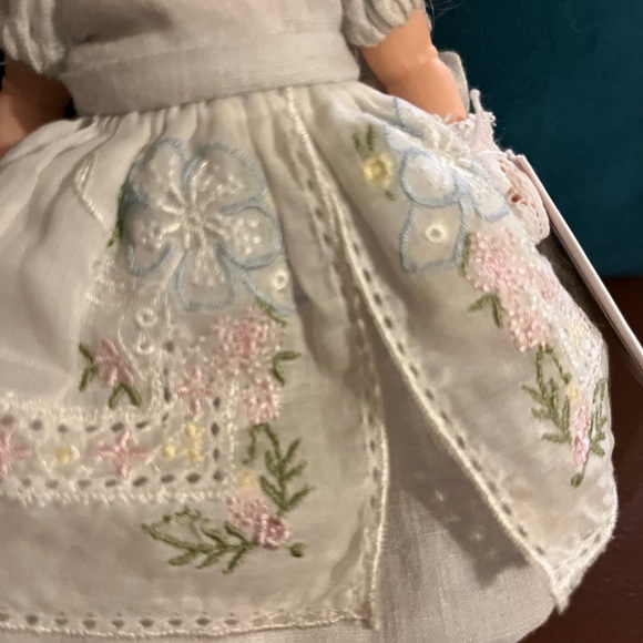 Madame Alexander dolls. Collectible. - Picture 2 of 16